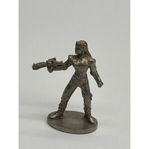 Vintage 2000 Lucasfilm Star Wars Metal Miniature Female Pilot Blaster Figure